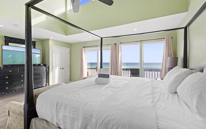 Landon by the Sea 2 6