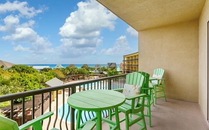 Beach Resort 402 2