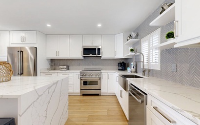 Huntington By The Sea 204 5