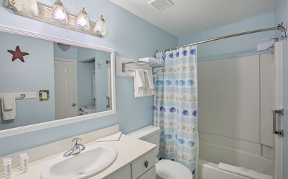 Commodore's Retreat 207 5