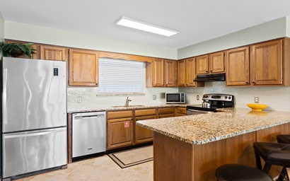 Landon by the Sea 1 4