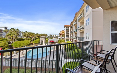 Emerald Waters 206 2