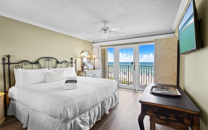 Huntington By The Sea 304 4