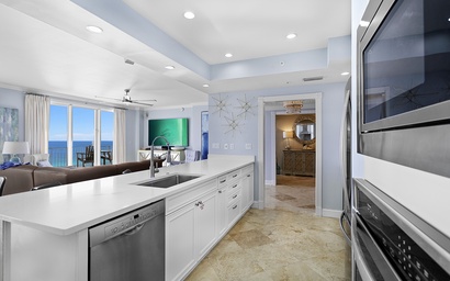 Majestic Sun Penthouse 1203A 6