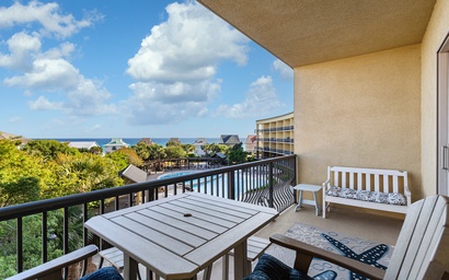 Beach Resort 401 2