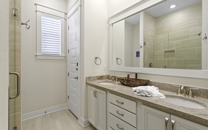 Salt Water Serenity 6