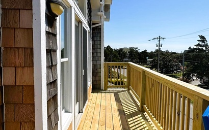 UT62: Mermaid Manor 5