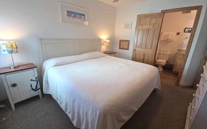 CV9B: Net House B 10