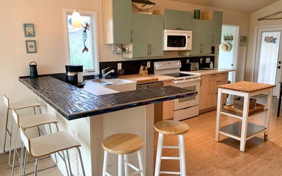 UT63: Friendly Grrrl 5