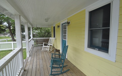 DC07: Miss Elecia Garrish Home 2