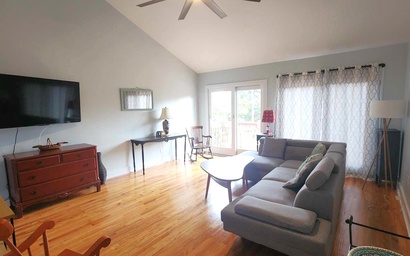 WV5859: SeaClusion I & SeaClusion II 2