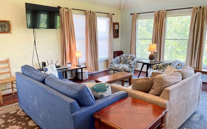 UT22: Outside Over There 5