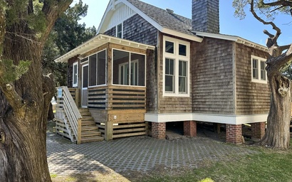 CR61: Cedar Tree Cottage 2