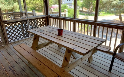 UT19: Cappy's Cottage 4