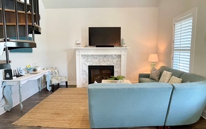 SV33: Crew's Quarters 5