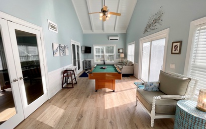 UT28: Bluebird Day Too 4