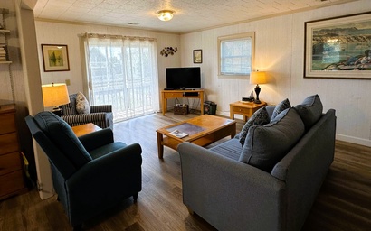 WV14: Holloman House 5