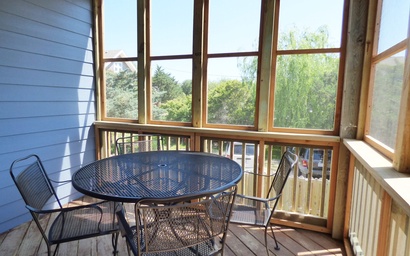 WV22: Tree Top Hammock 5