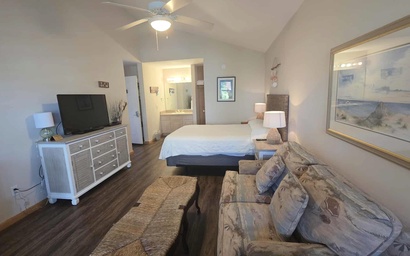 CV7B: North Point B 3