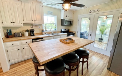 NP14: Uncle Milton's House 4