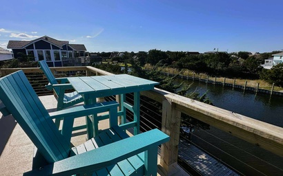 OC79: Sea-Esta Upstairs 5