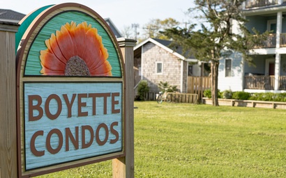 IR43: Pipe Dream Boyette Condo 2B 4