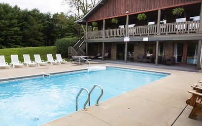 Grande Butte Lodge - Hocking Hills 2