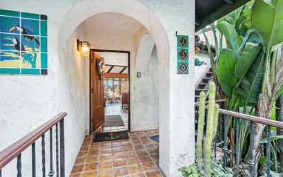 130MT - 130 Middle Terrace 4