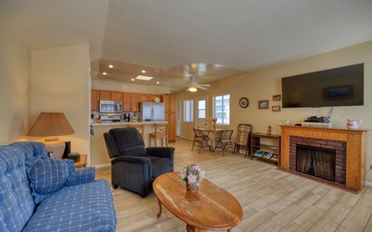 317CE - 317 Clemente 5