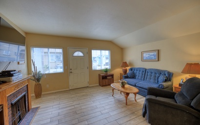 317CE - 317 Clemente 2