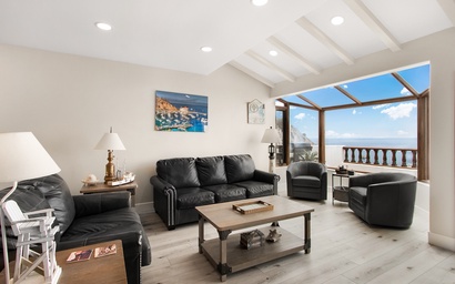 H167 - Hamilton Cove Villa 1-67