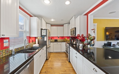 315E Upper - 315 Eucalyptus Upper 6