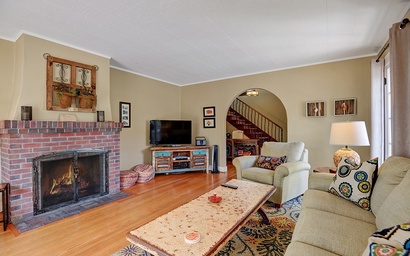 351CA - 351 Catalina Ave 2