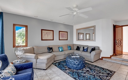 H155 - Hamilton Cove Villa 1-55 6