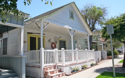 330S - 330 Sumner Ave