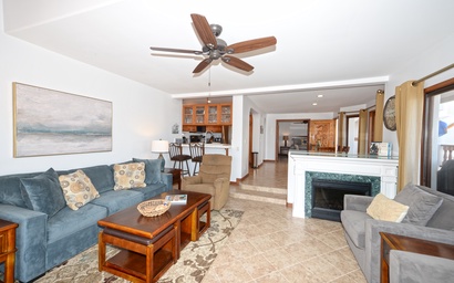 H1782 - Hamilton Cove Villa 17-82 3