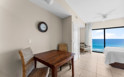 Origin 0937- Studio - Great Deal - Beach Views 4