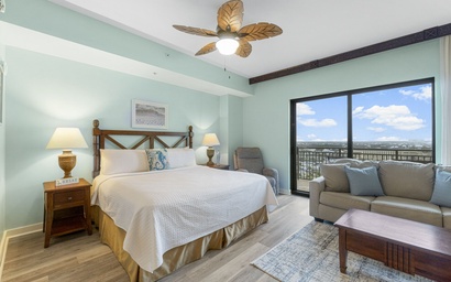 Origin 1129 - Studio King Gulf View - Partial Gulf View