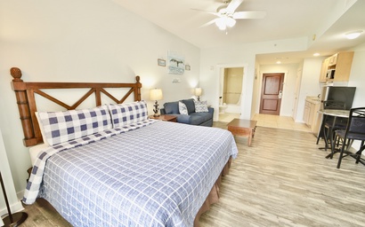 Origin 0623 - Studio King- Amazing Value - City View