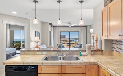 Origin 0707 - One Bedroom - Stunning Sunset Views 4