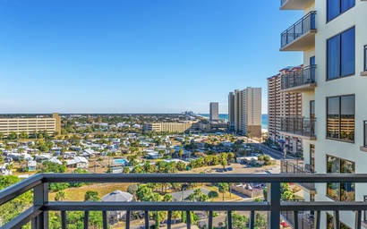 Origin 1121 - One Bedroom - Stylish with Quiet Nature Views 2