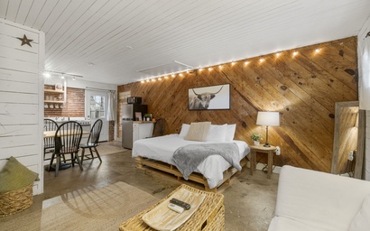 Cowboy Cottage - Studio King