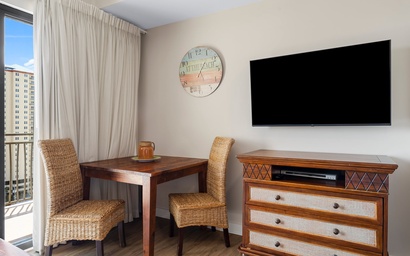 Origin 1333 - Studio - Amazing Value - Gulf Views 5