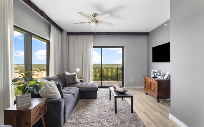 Origin 1217 - One Bedroom - Partial Gulf View 4