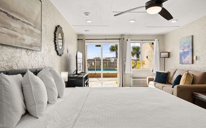 The Ambassador - Unit C5 - Studio King - On Pool Deck 5