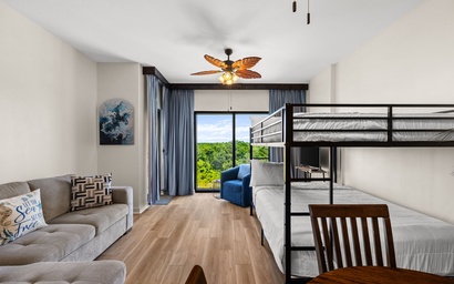 Origin 0511- One Bedroom- Spacious Partial Gulf View 3