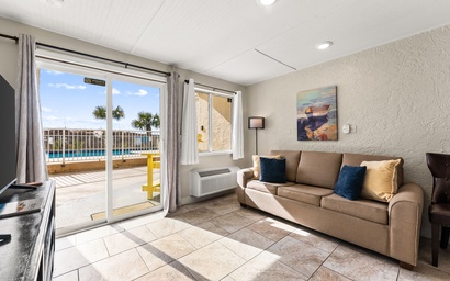 The Ambassador - Unit C5 - Studio King - On Pool Deck 4