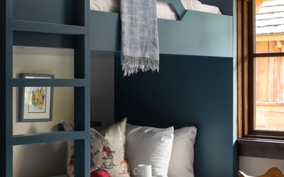 Shooting Star Lodge 7 25