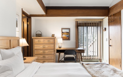 Teton Shadows Rimrock C 20