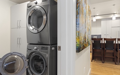 One Town Hill 302 25